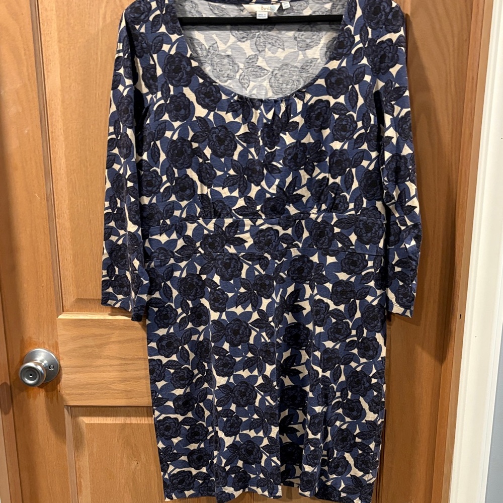 Boden Navy and Cream Patterned Dress size US12